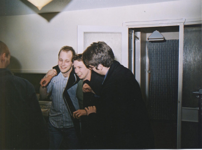 32_what_is_alex_looking_at.jpg